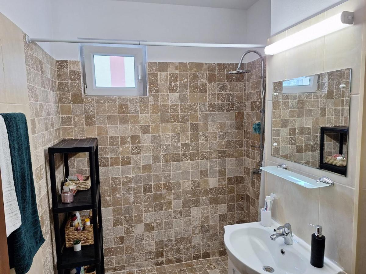 Apartament Tokyo Букурещ Екстериор снимка